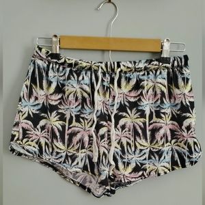 Pajama shorts with palm trees. Size L